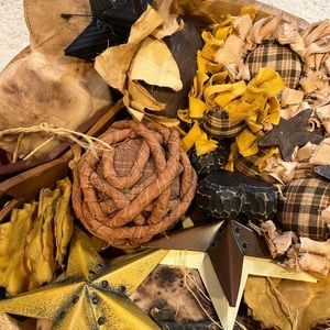 HUGE Lot of primitive bowl fillers